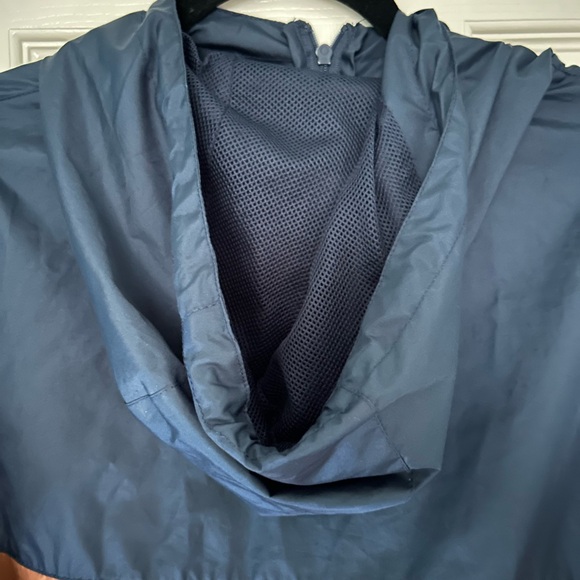 Men’s Lightweight Color block Windbreaker - Navy and Brown - Picture 3 of 6